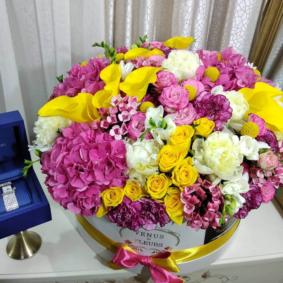 Каллы с пионами в миксе от 75 шт.