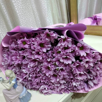 Хризантемы в букете - 19 шт.