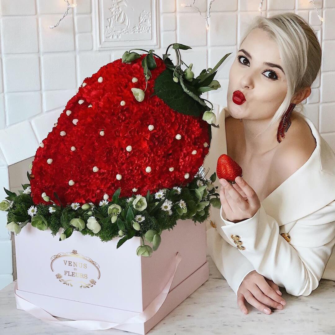  Клубника из гвоздик - 201 шт.