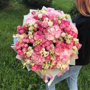 Микс с нежными цветами от 45 шт.