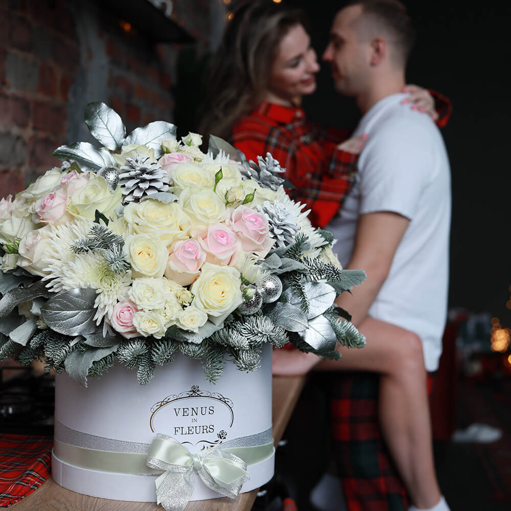 Нежный новогодний букет от 29 шт.