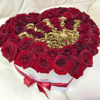 Красные розы с короной - 101 шт. Красные розы с короной - 101 шт.