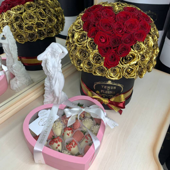 101 золотая роза с сердцем - шар