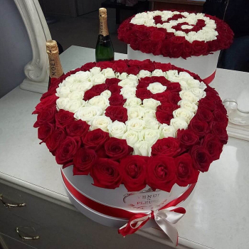 101 красная роза с датой 101 красная роза с датой