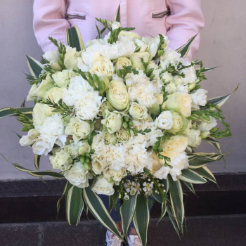 Букет "Белоснежный микс" - 101 шт. Букет "Белоснежный микс" - 101 шт.