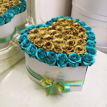 51 золотая роза с окантовкой