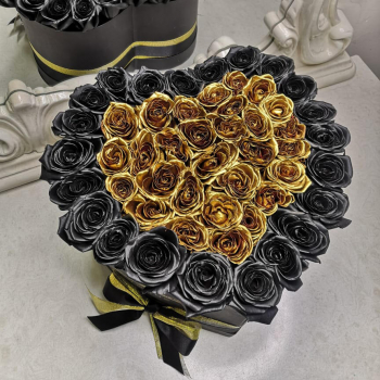 51 золотая роза с черной окантовкой