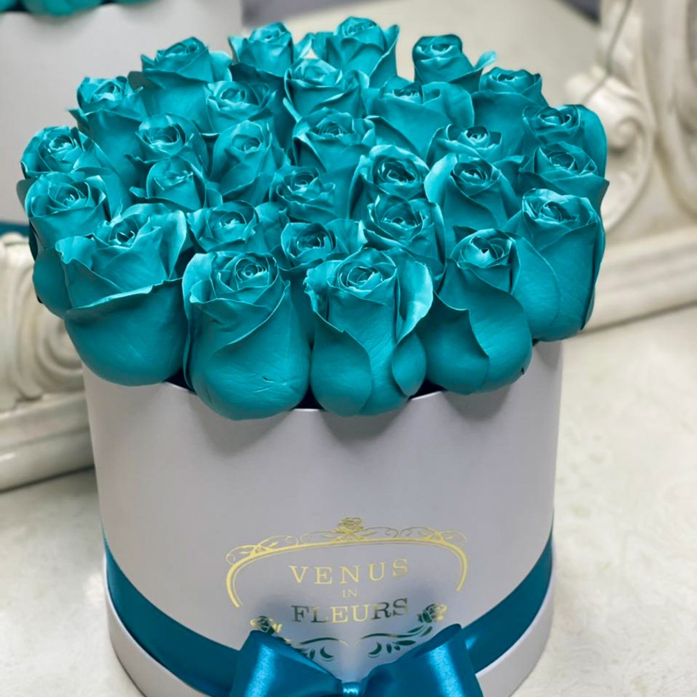 25 бирюзовых роз в коробке