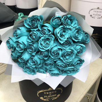 25 бирюзовых роз в букете