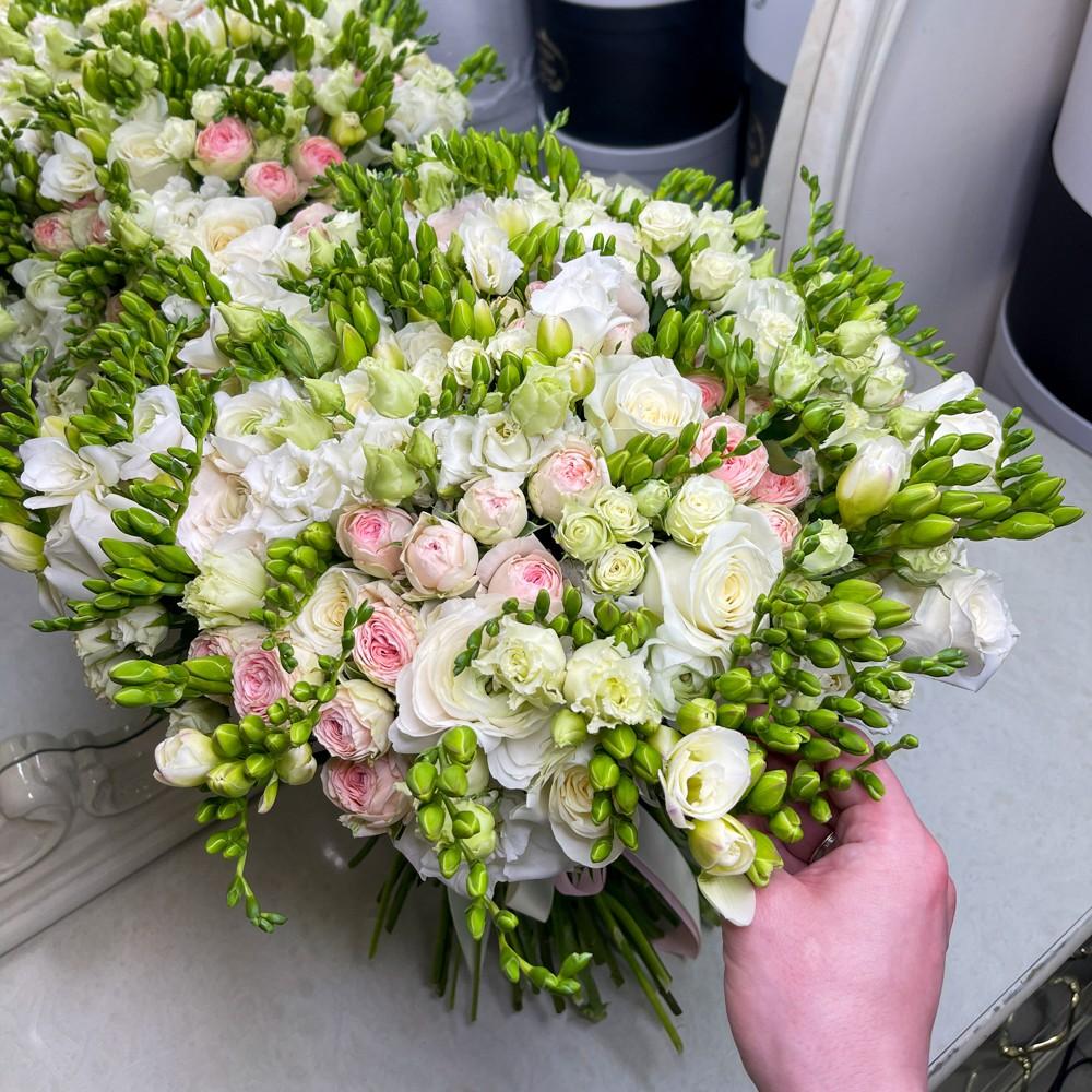 101 фрезия в миксе - букет