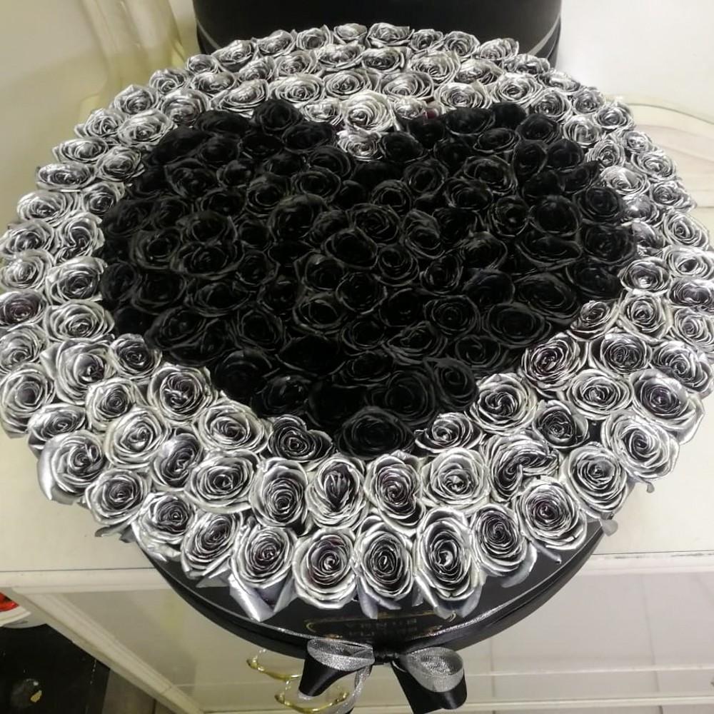 201 серебряная роза с черным сердцем