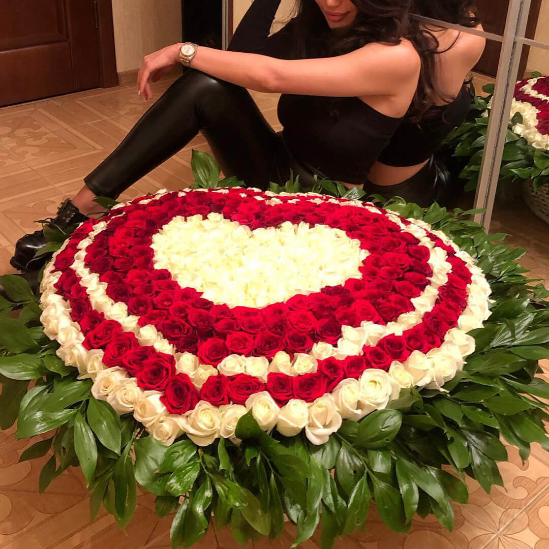 501 роза в корзине - сердце