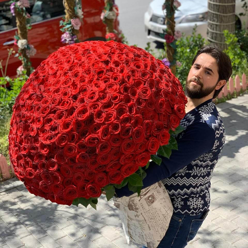 501 красная роза в букете - 80 см.