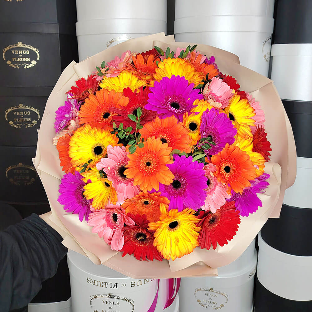 Микс из 39 гербер в букете