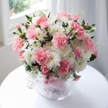 Букет "Хризантемы с гвоздиками" - 29 шт.