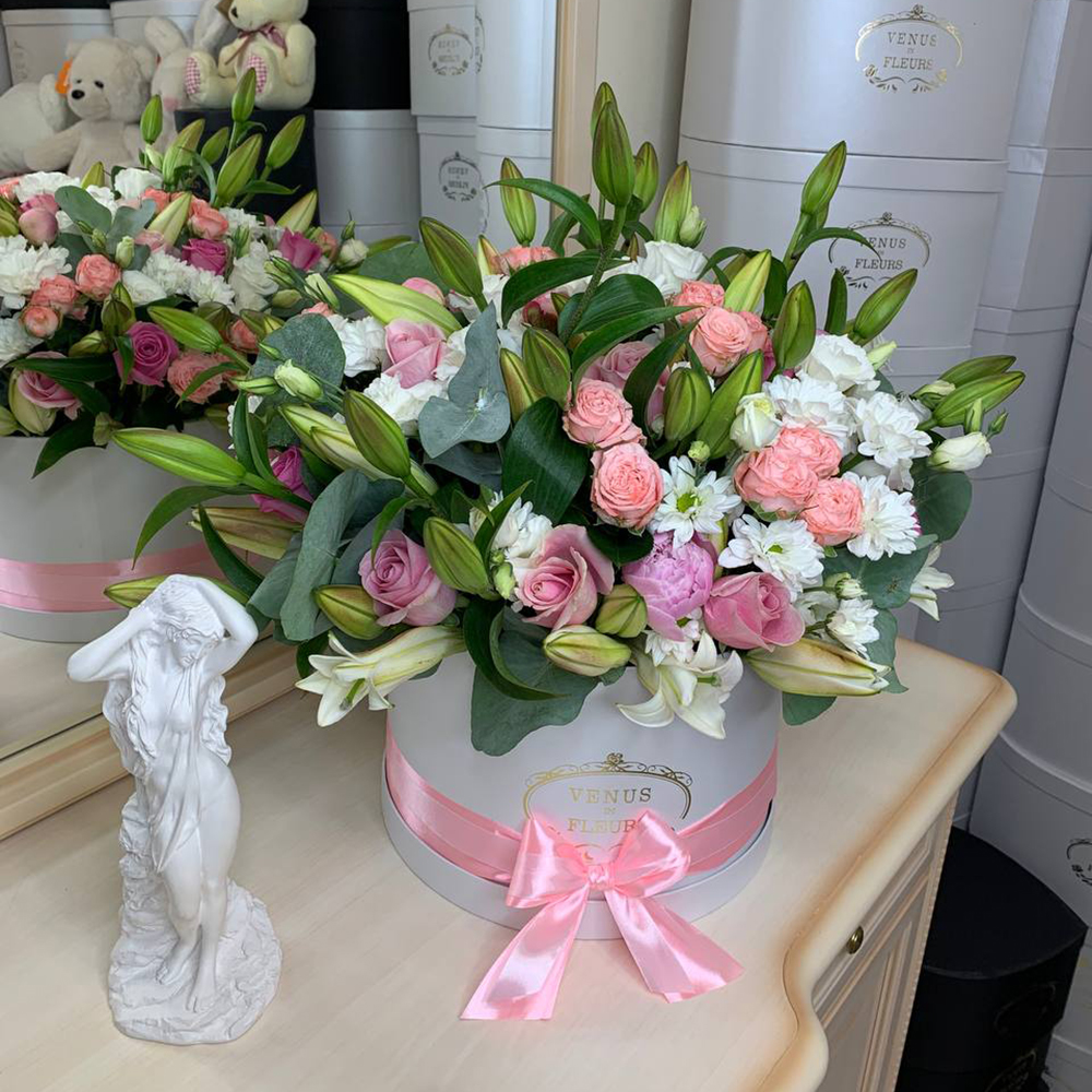 Лилии в миксе - 51 шт.