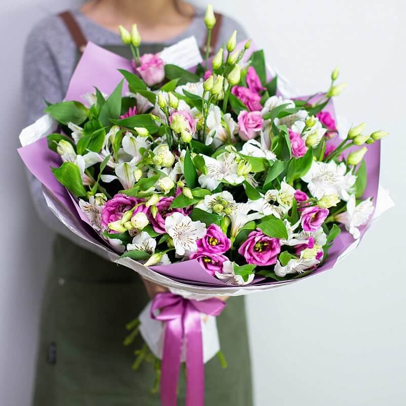 Альстромерии с эустомой - 19 шт.