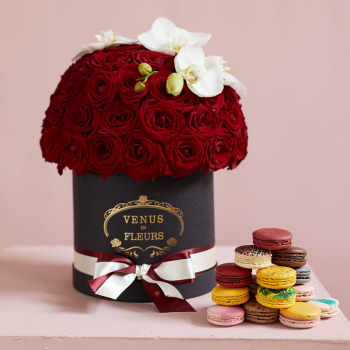 Красные с орхидеями (шар) от 51 шт. Красные с орхидеями (шар) от 51 шт.