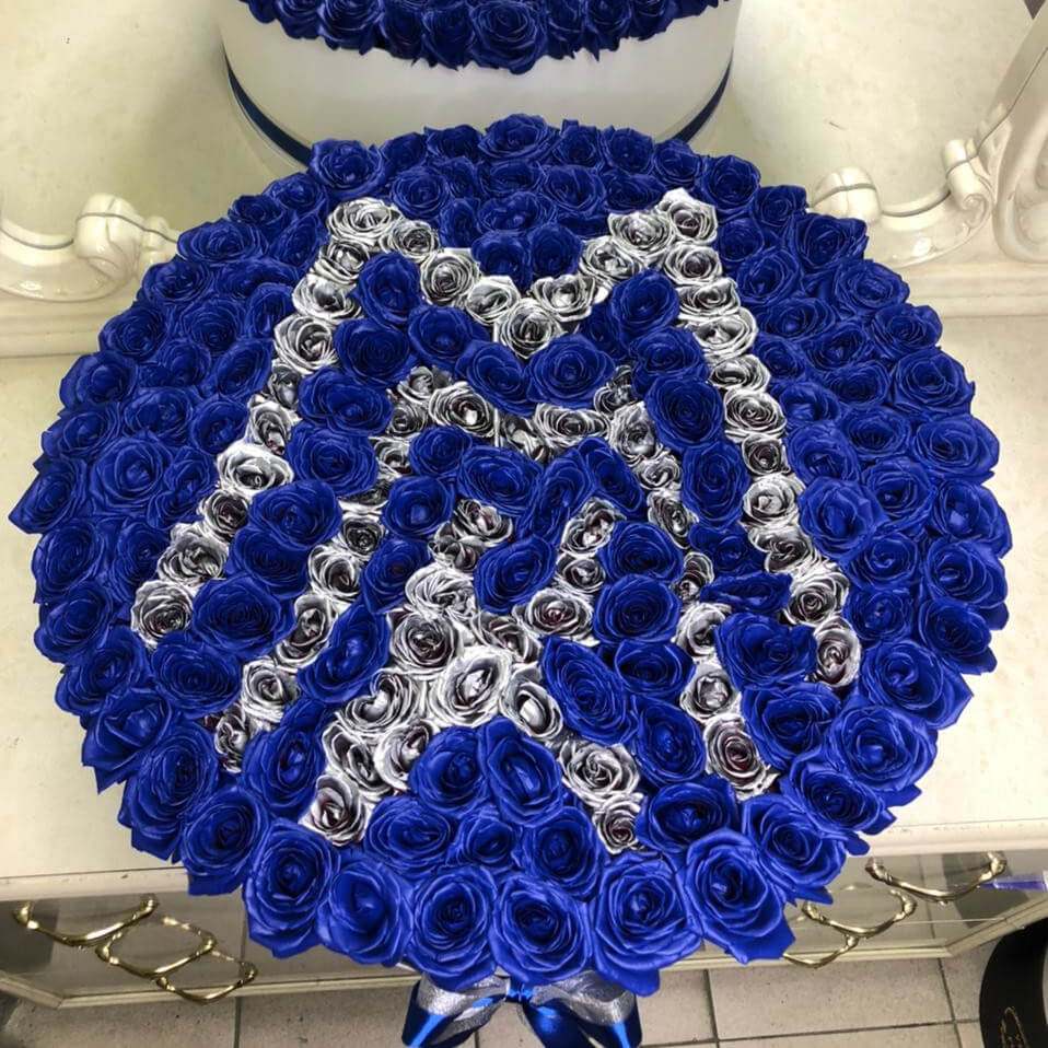 Розы  "Логотип" от 101 шт.