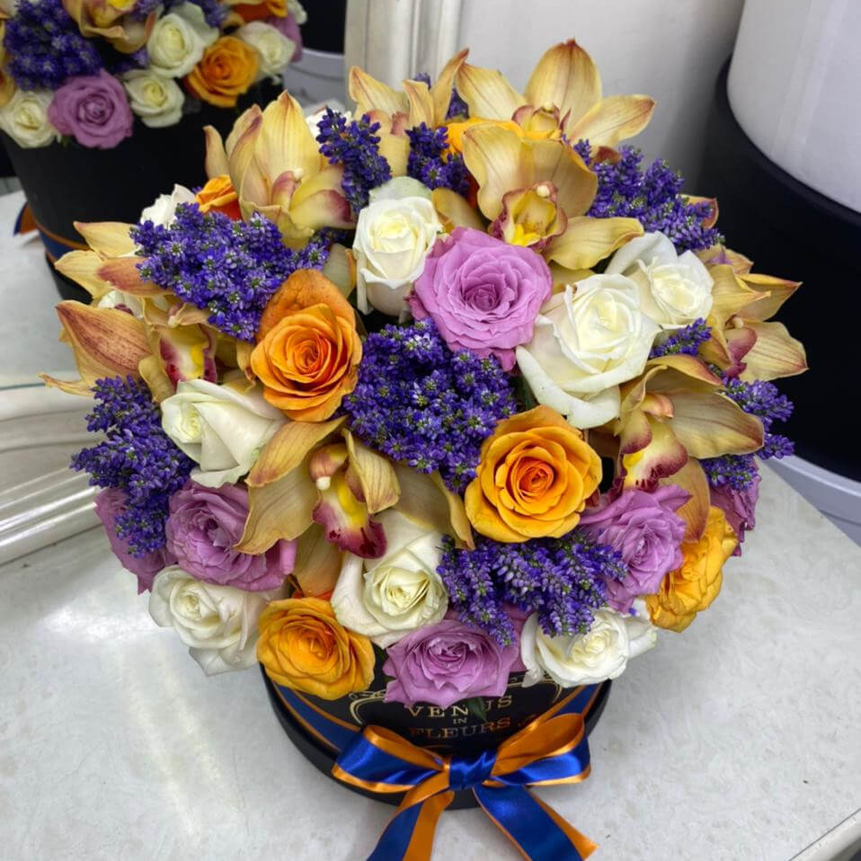 Букет "Тропический микс" от 51 шт.