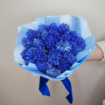 19 синих гиацинт в букете