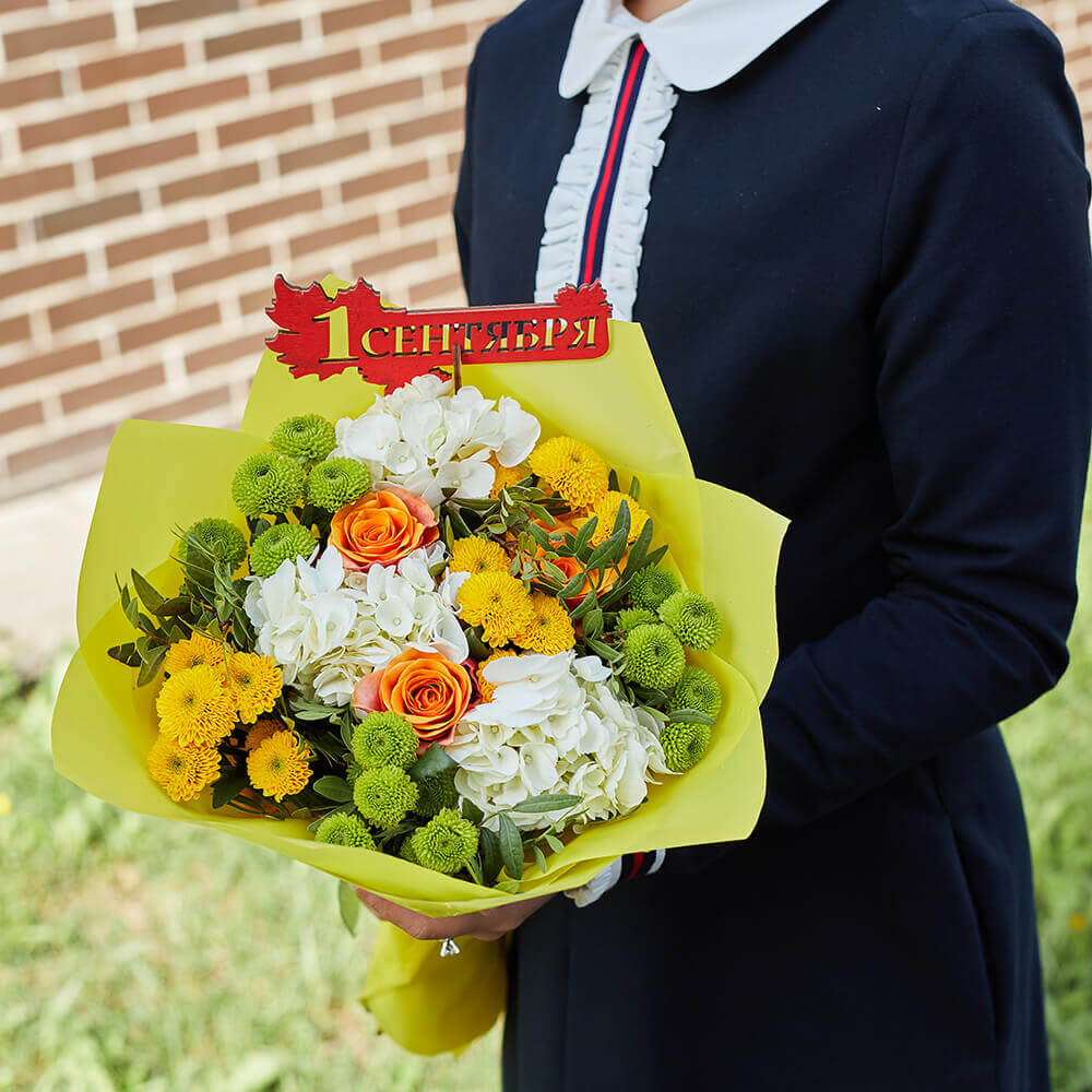 Хризантемы с гортензиями - 13 шт.