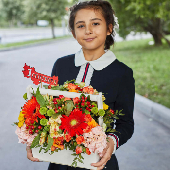 Букет на 1 сентября в кашпо - 31 шт.