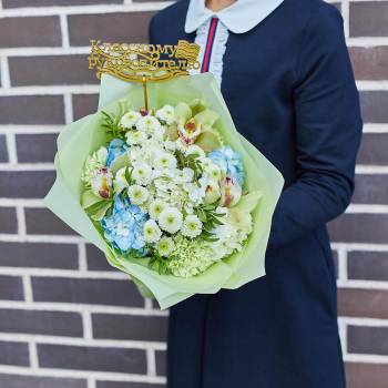 Хризантемы с орхидеями - 9 шт.