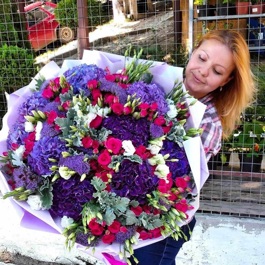 Гортензии с эустомой - 71 шт.