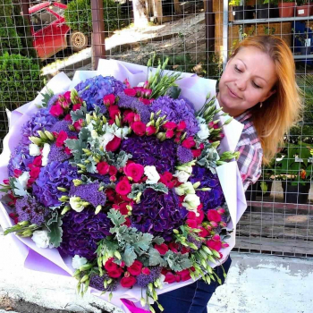 Гортензии с эустомой - 71 шт.