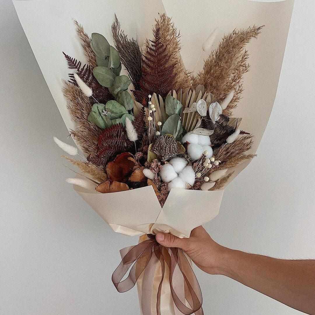 Букет с пампасной травой - 19 шт.