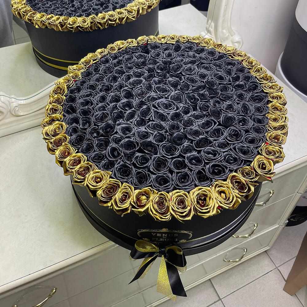 201 черная роза с золотой окантовкой