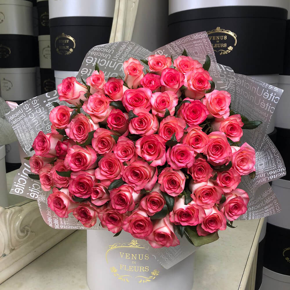 55 роз "джумилия" в букете