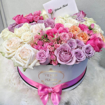 Пионовидные розы с кустовыми - 51 шт.