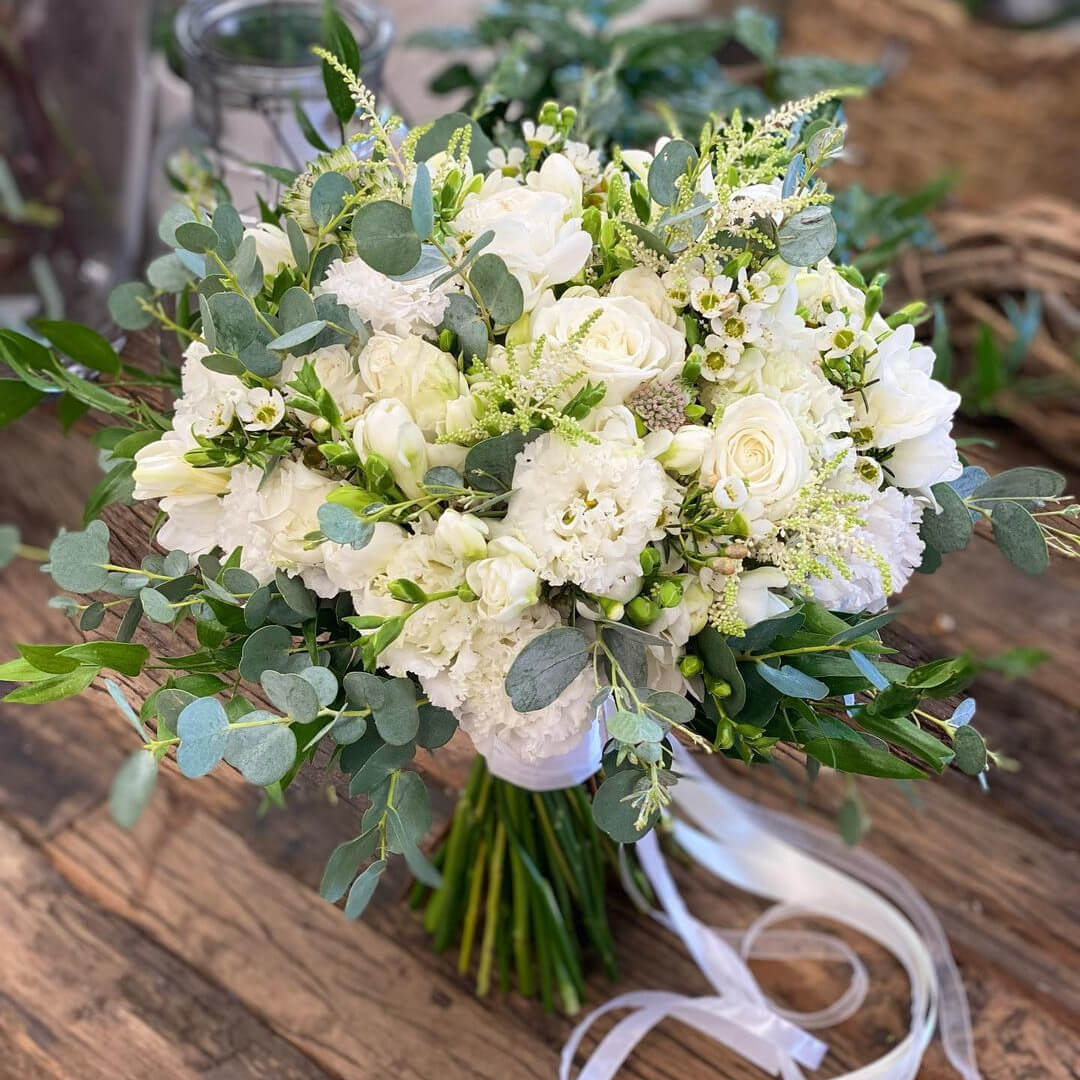 Букет невесты с розами - 29 шт.