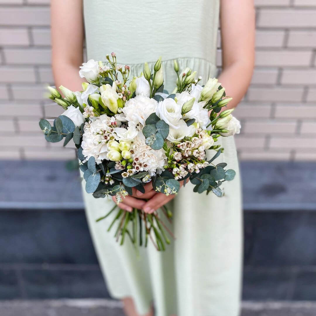 Белоснежный букет невесты - 25 шт.