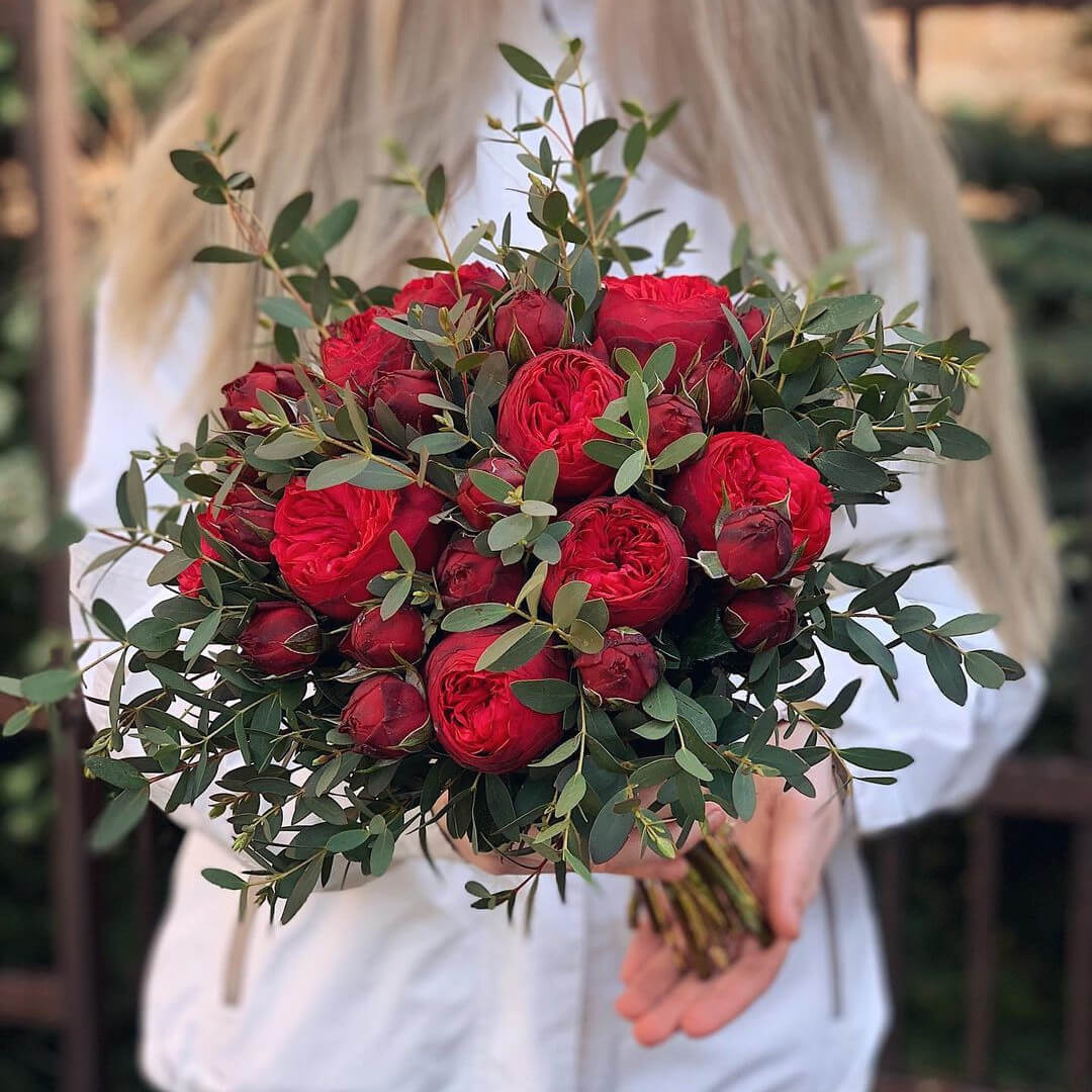 Букет невесты из пионовидных - 11 шт.