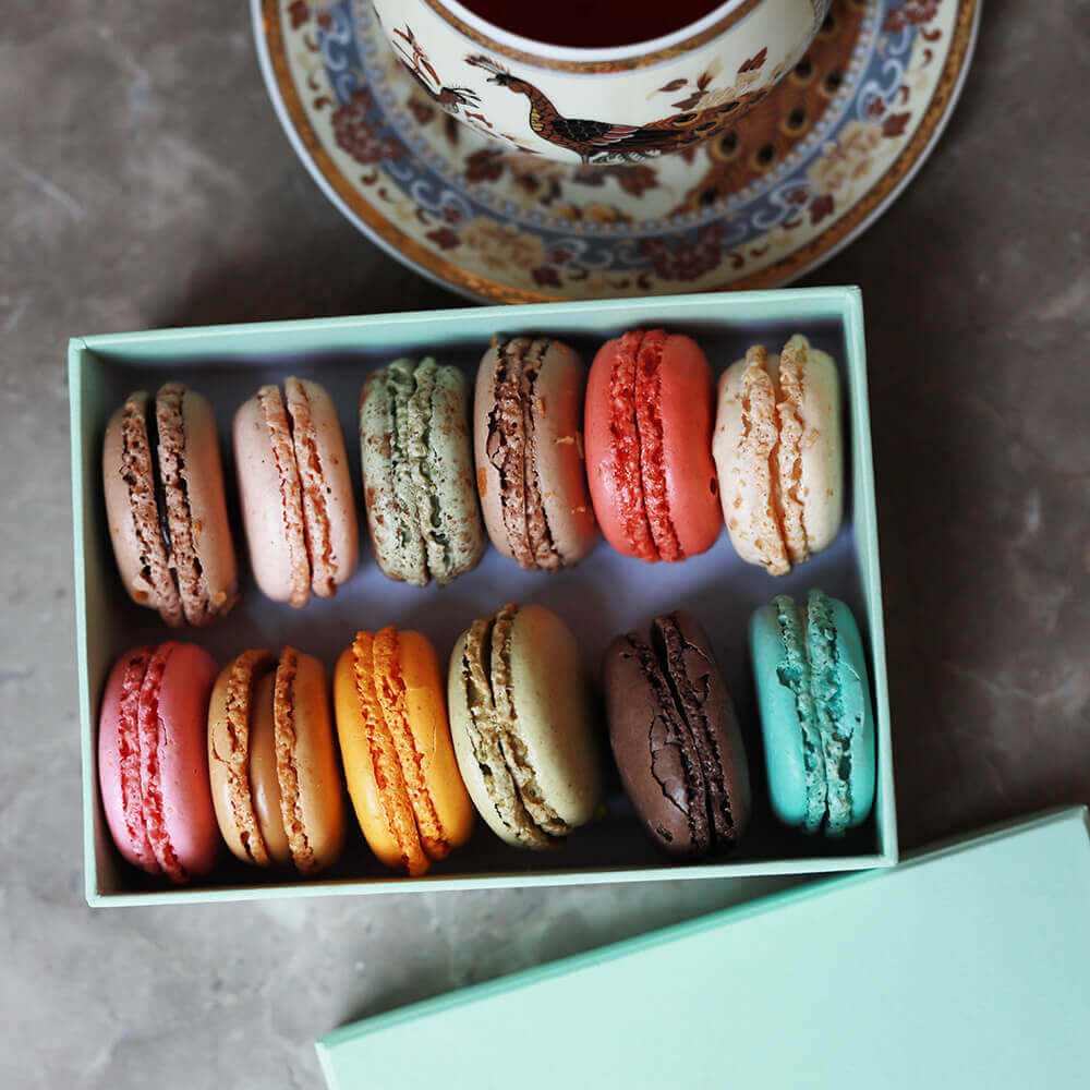 Макаронс из Франции - 12 шт.