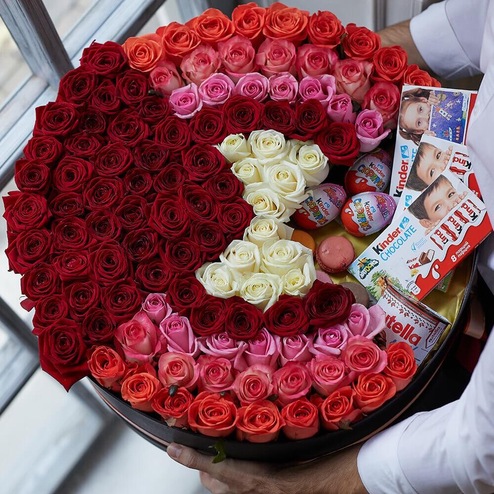 Сладкая радуга из роз - 131 шт.
