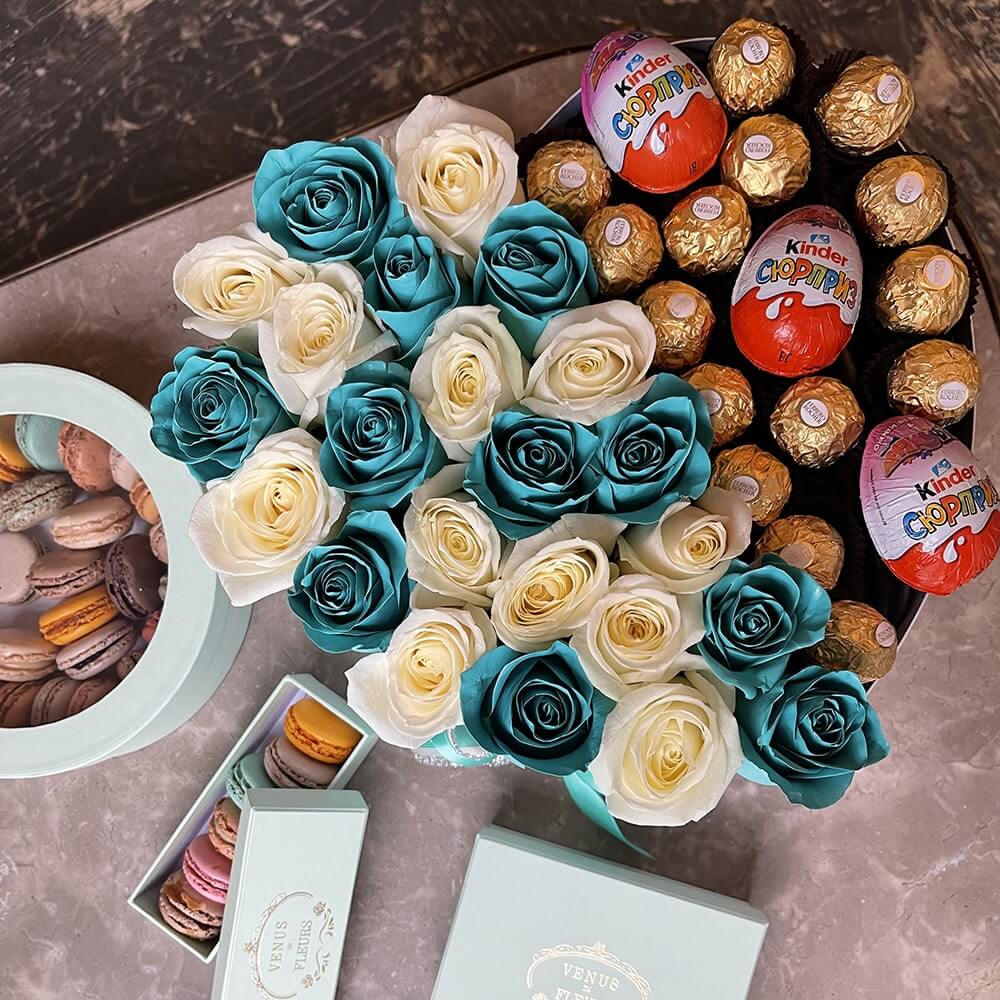 Тиффани розы со сладостями от 41 шт.