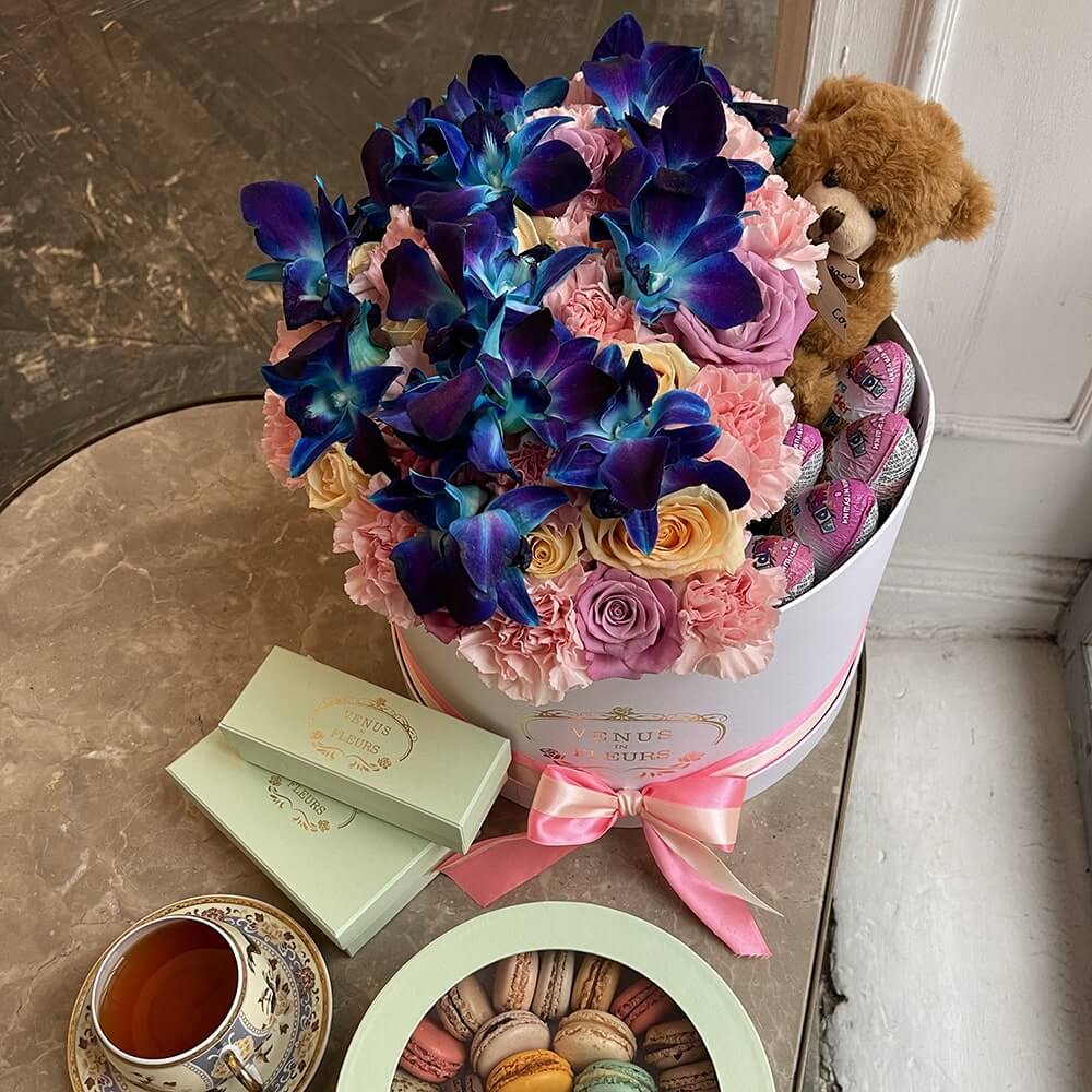 Голубая лагуна с конфетами от 51 шт.