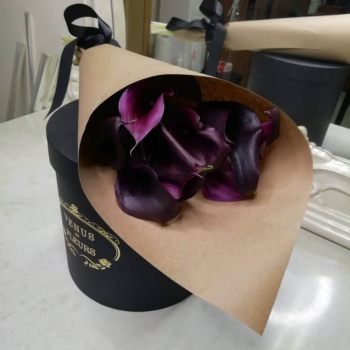 Букет бордовых калл от 9 шт.