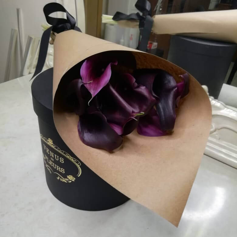 Букет бордовых калл от 9 шт.