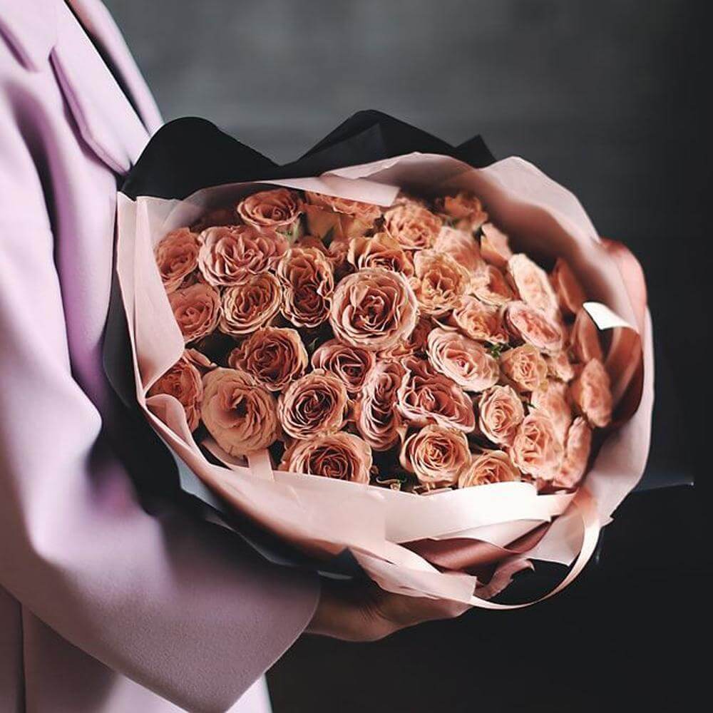 45 коричневых роз в букете
