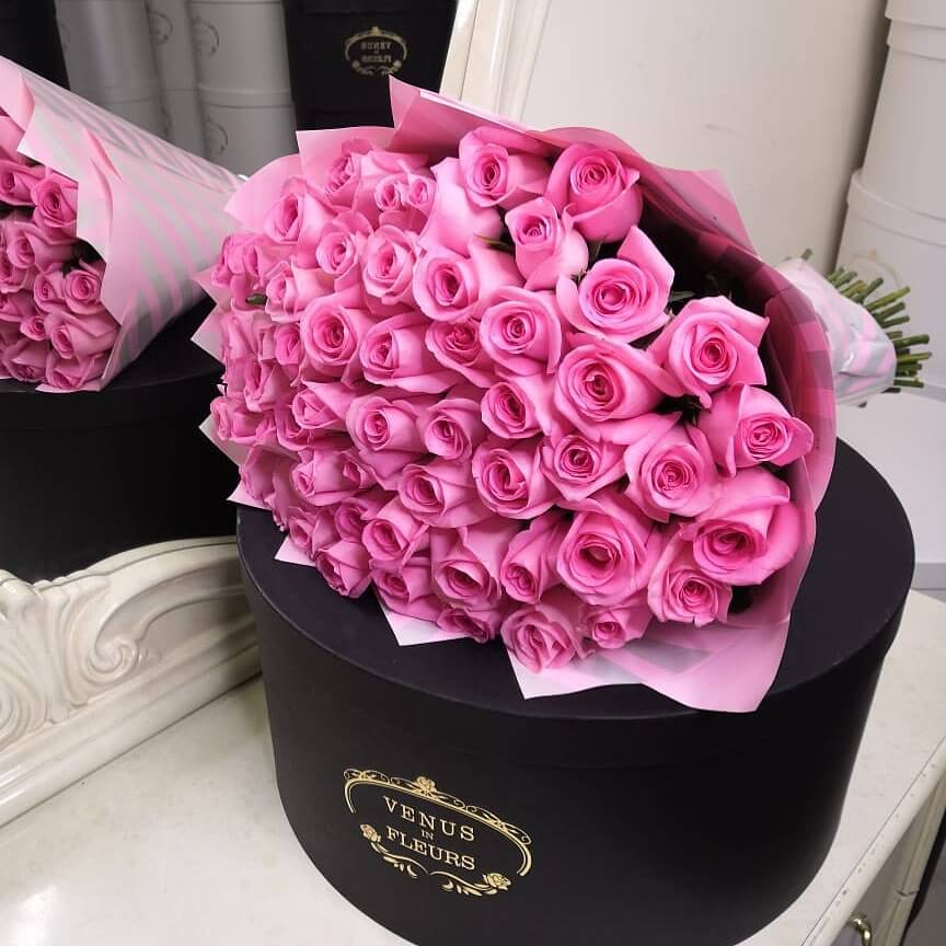 45 розовых роз в букете