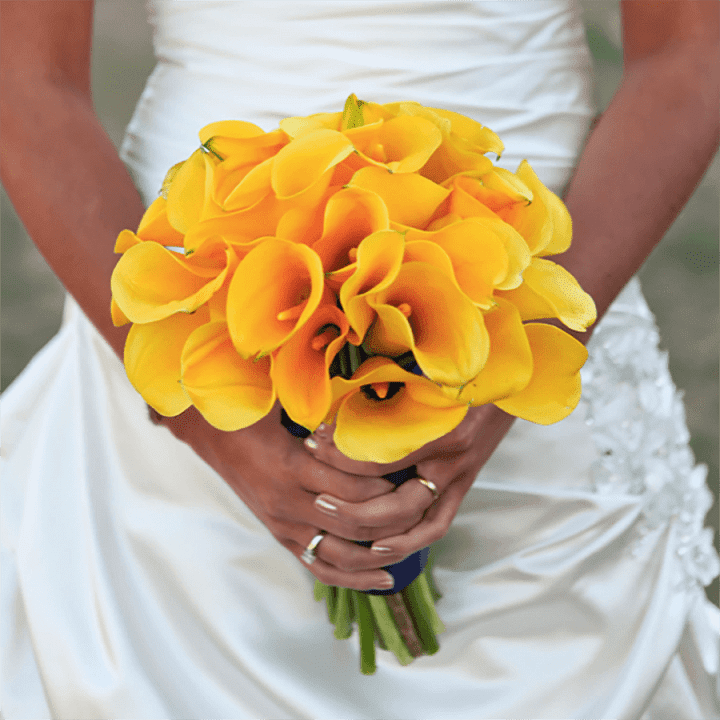 Букет невесты из желтых калл - 19 шт.