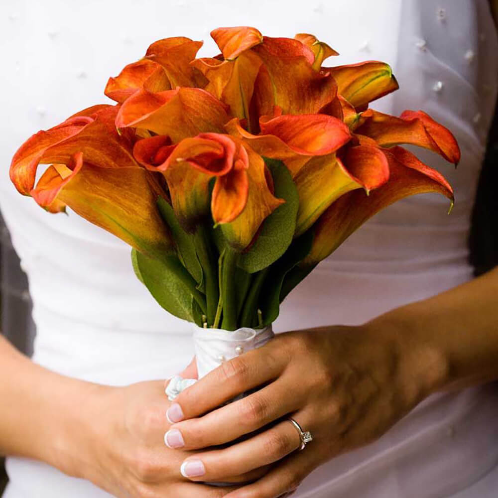 Букет невесты из калл - 19 шт.