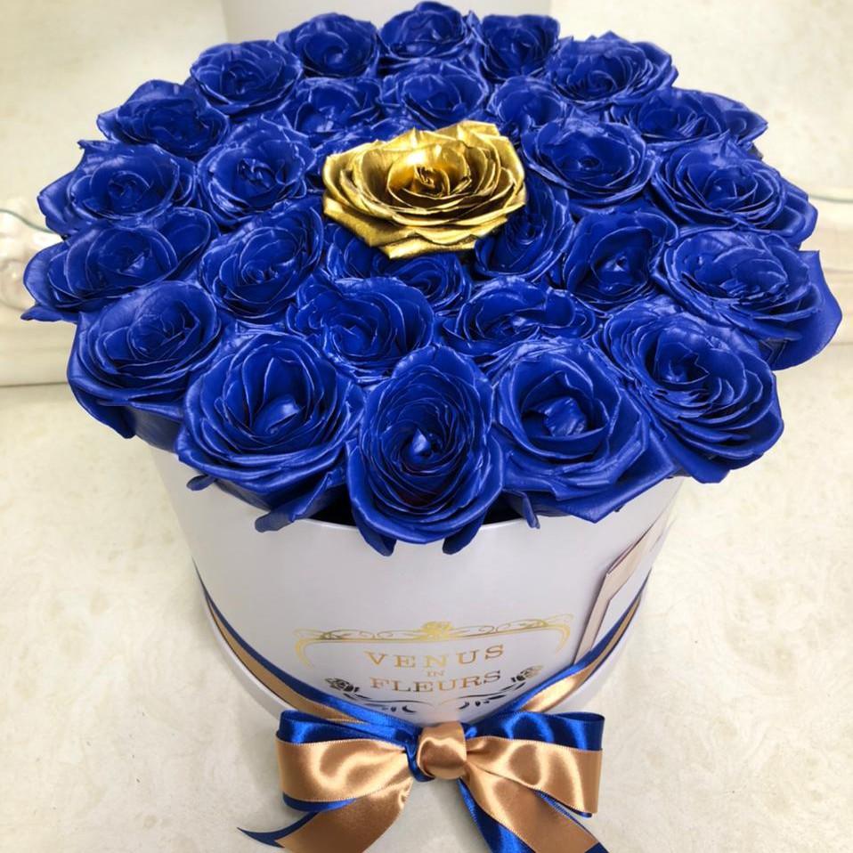 Синие розы в коробке - 29 шт.
