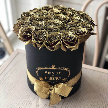 Золотые розы в коробке - 29 шт.