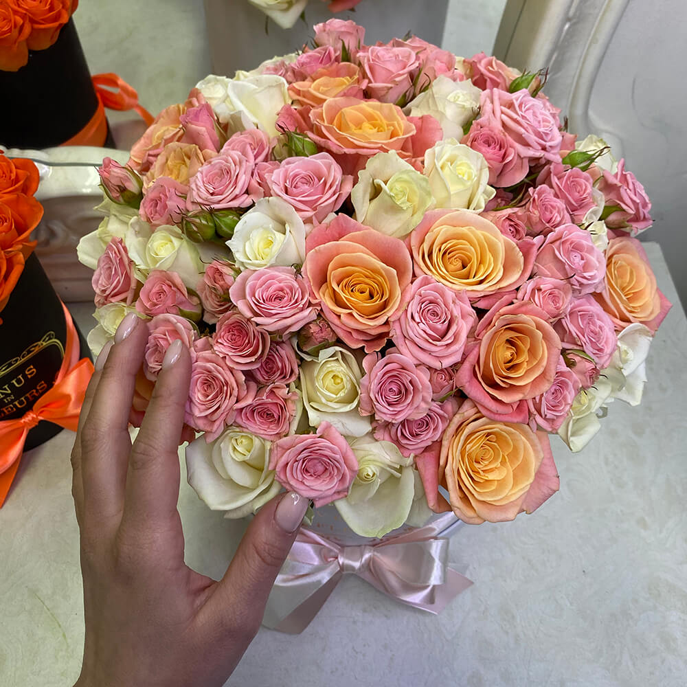 Солнечные кустовые розы - 31 шт.